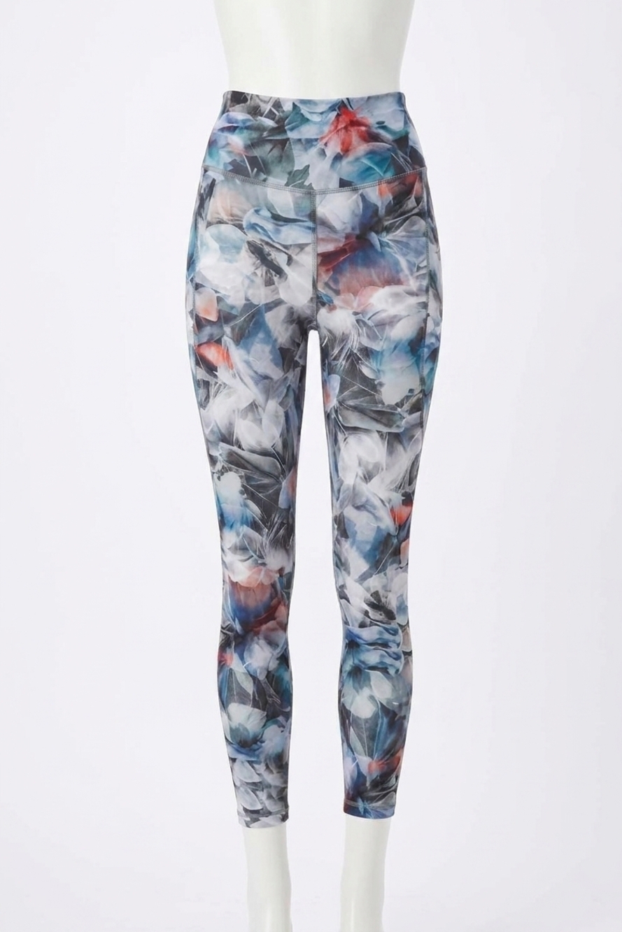 NEW LULULEMON fast and free high-rise tight in luminescent floral multi